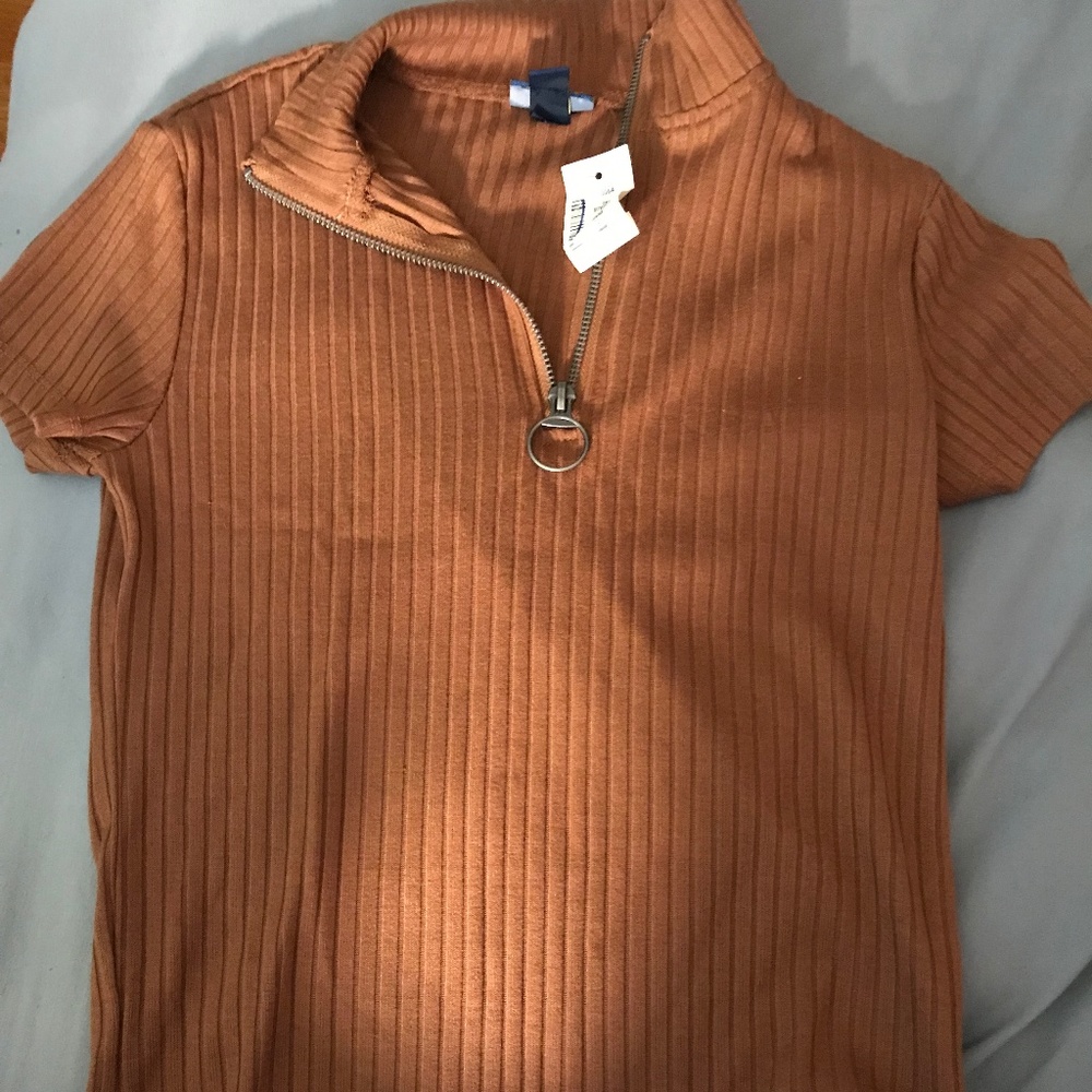 Quarter Zip Tee